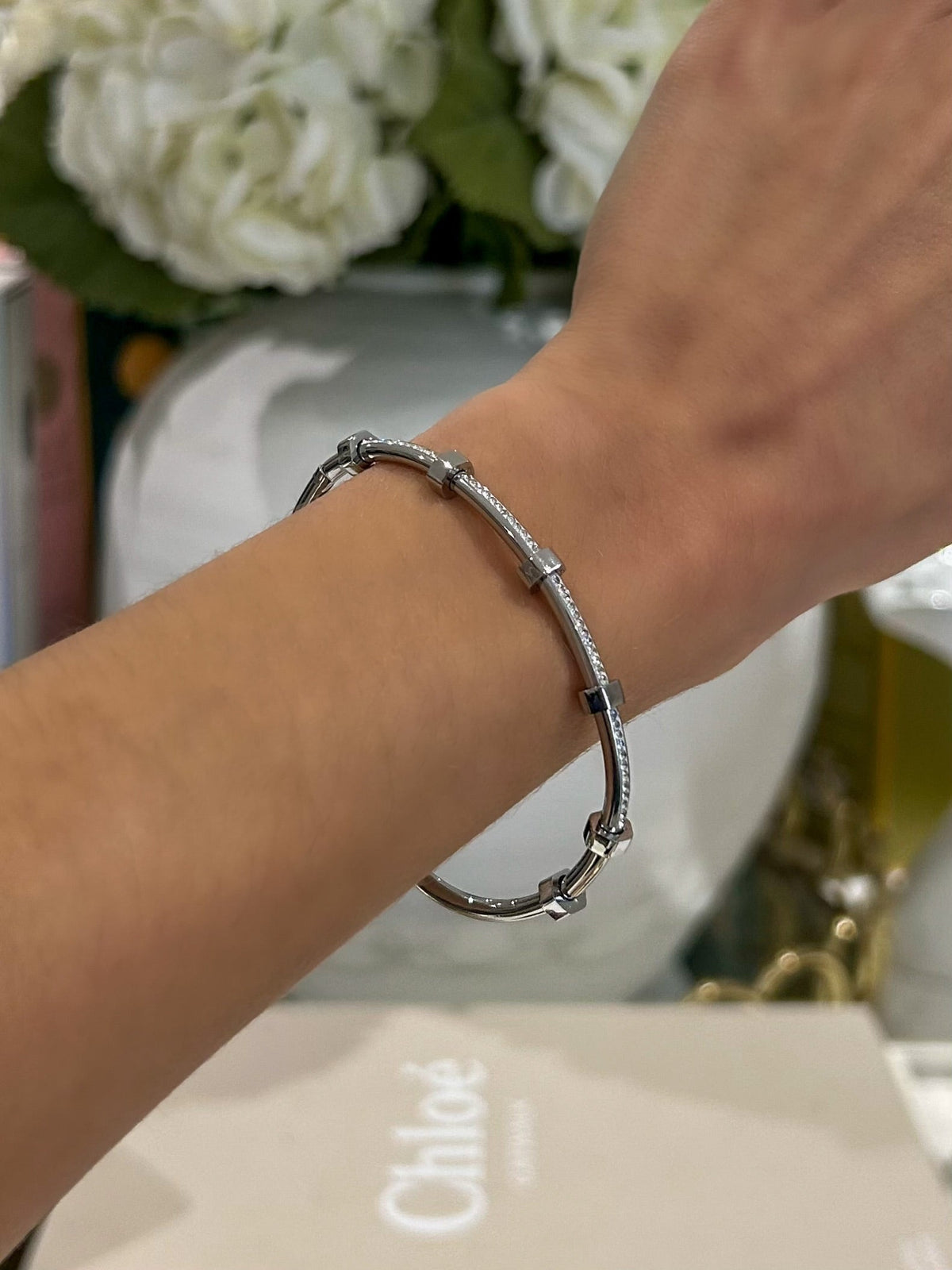 Screw Diamante Bangle (2 Colours)