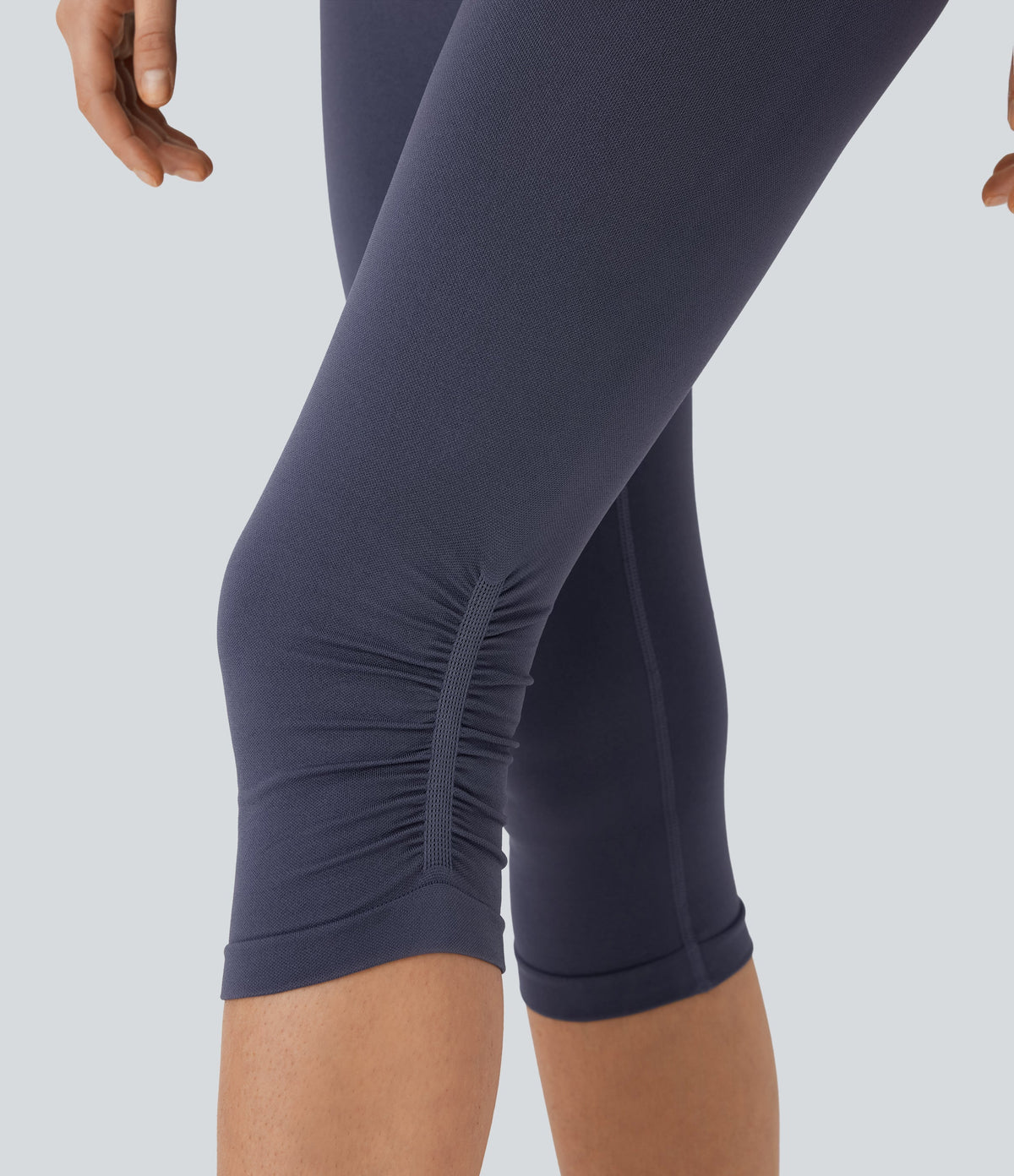 Seamless Flow High Waisted Scrunch Yoga Pedal Pusher Leggings