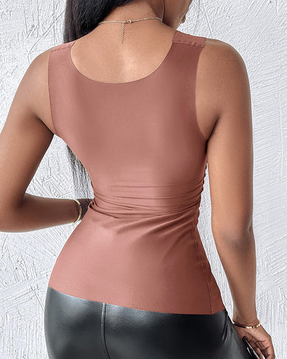 U-Neck Sleeveless Tank Seamless Skinny Layering Top with Built-In Bra