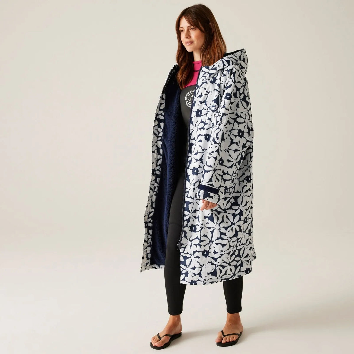 Regatta 2025 New Outdoor Active Adults Waterproof Changing Robe
