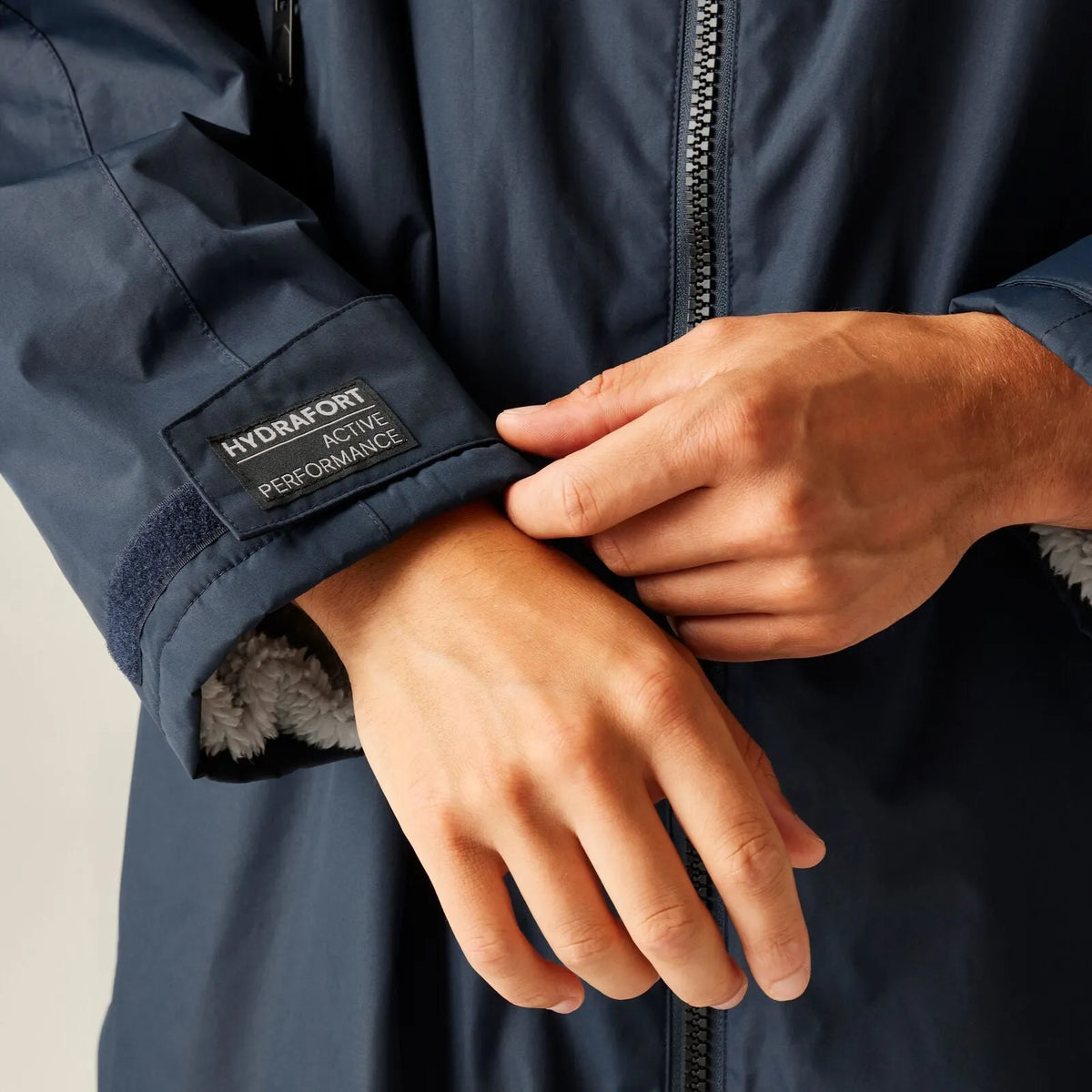 Regatta 2025 New Outdoor Active Adults Waterproof Changing Robe