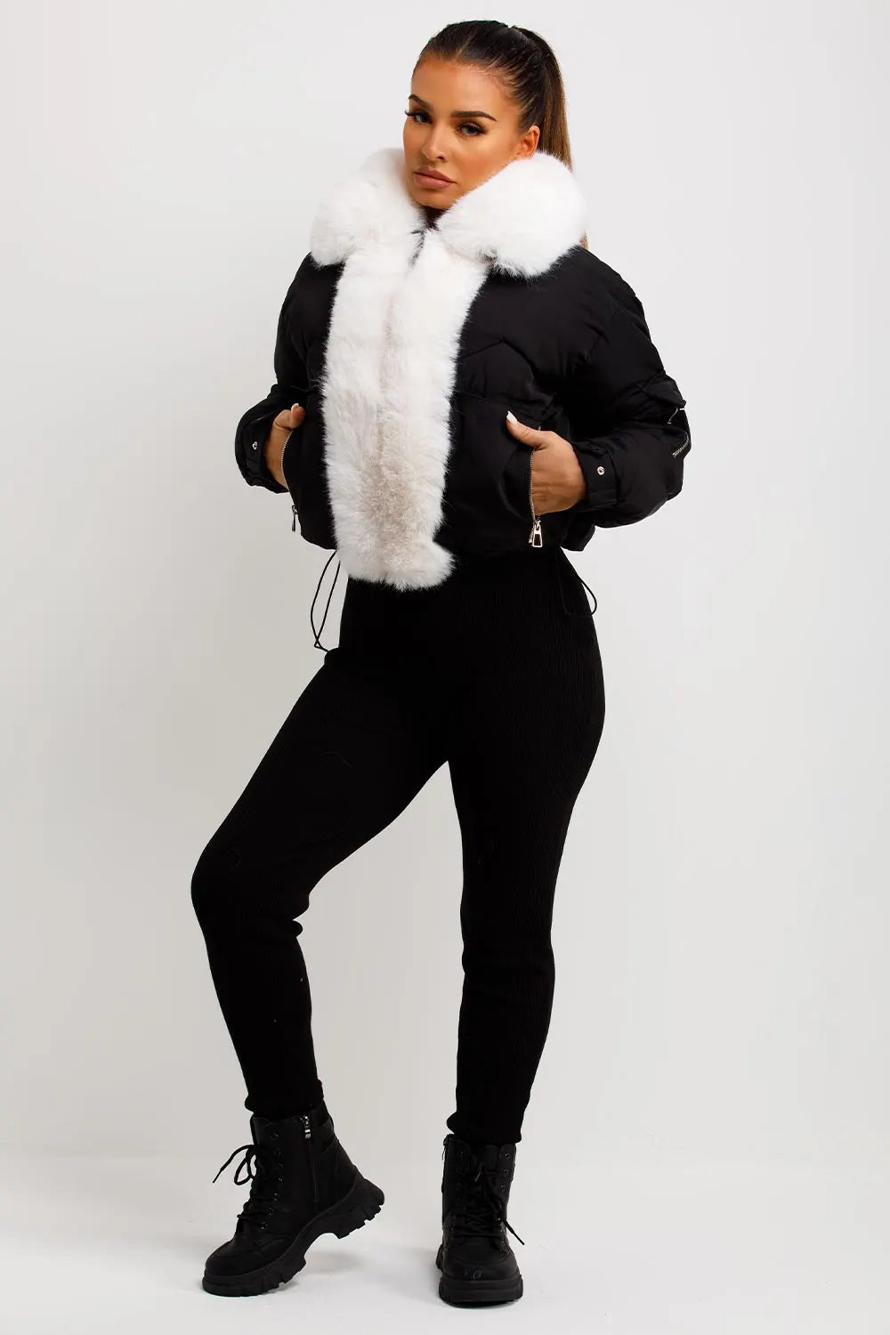 Puffer Jacket With Fur Trim Black