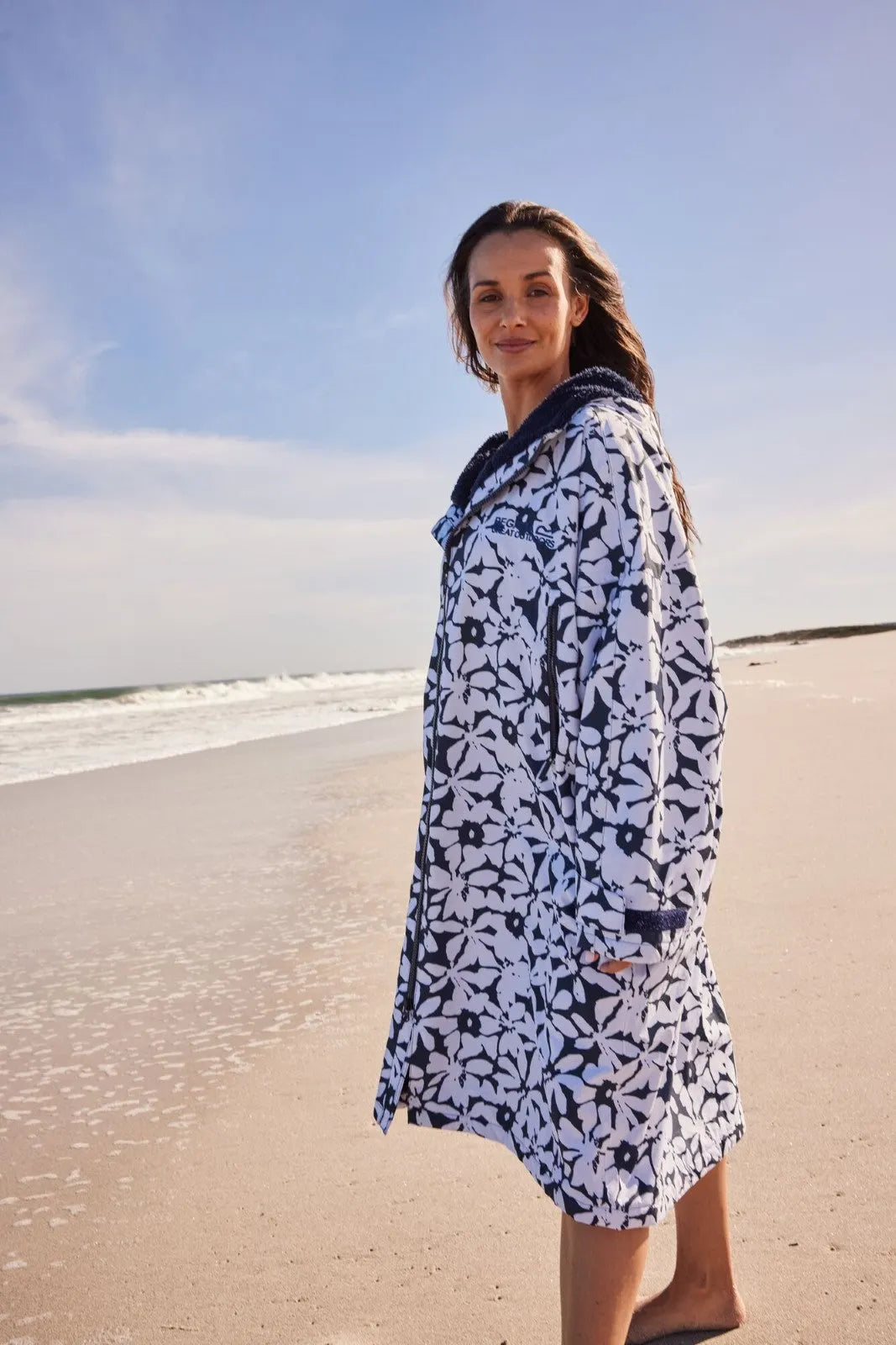 Regatta 2025 New Outdoor Active Adults Waterproof Changing Robe