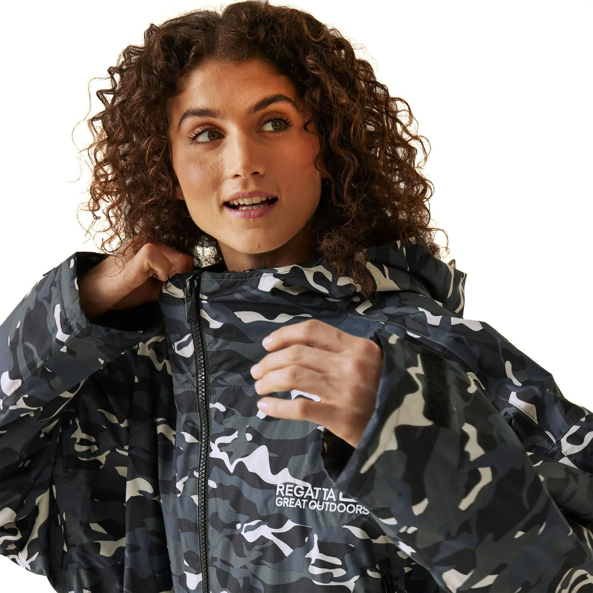 Regatta 2025 New Outdoor Active Adults Waterproof Changing Robe
