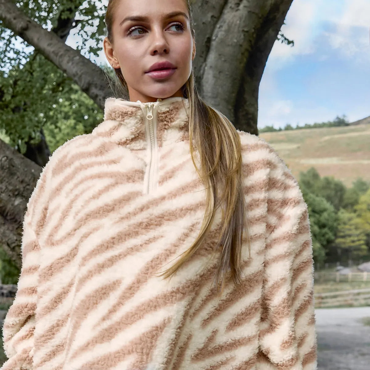 OHS Zip Fleece Soft Warm Cosy Outdoor Teddy Sherpa Long Cuff Sleeve Relaxed Fit Pull Over Hoodie Jacket Coat for Adults Kids
