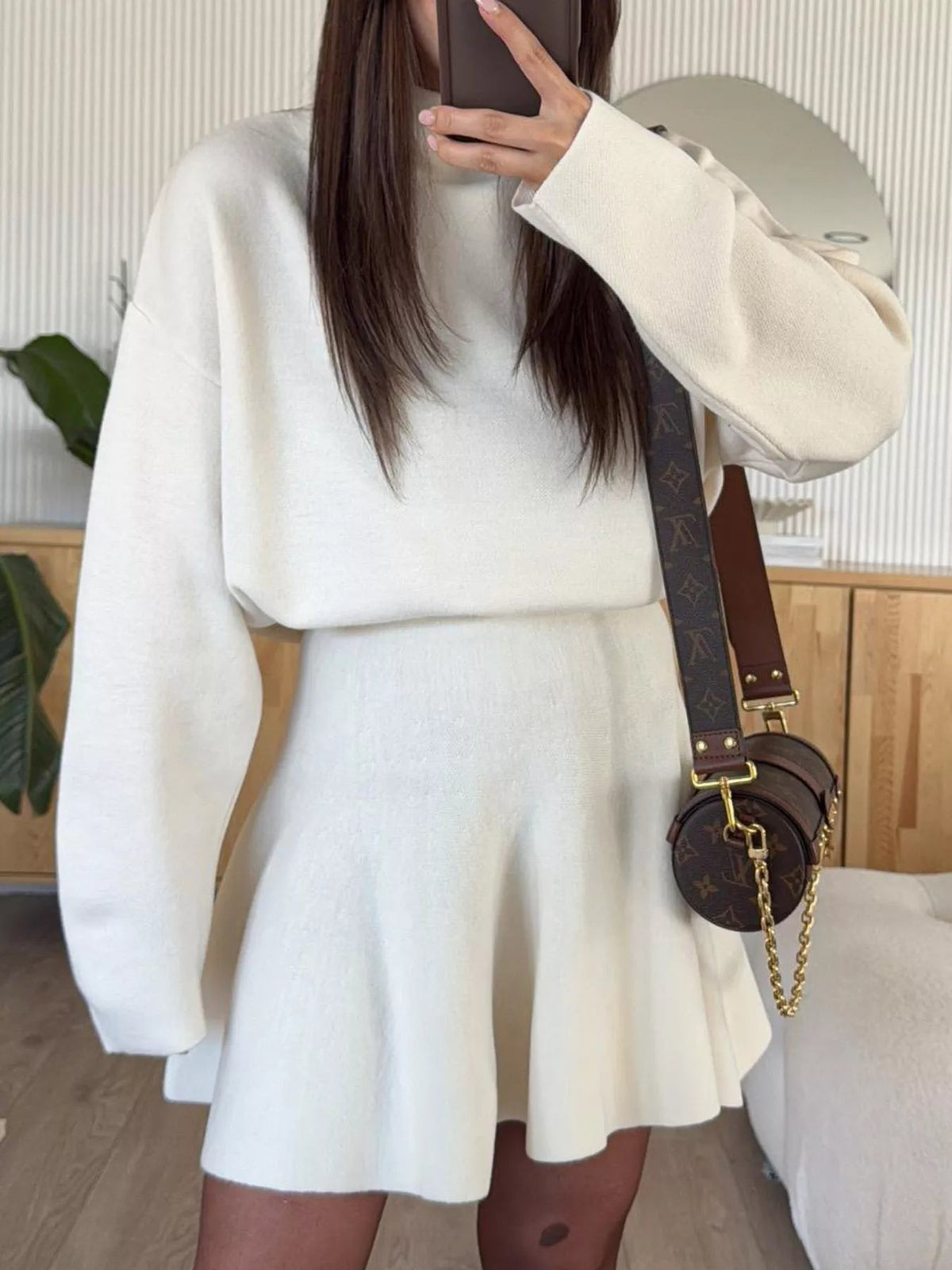 ROUND NECK LONGSLEEVE MINISWEATER DRESS