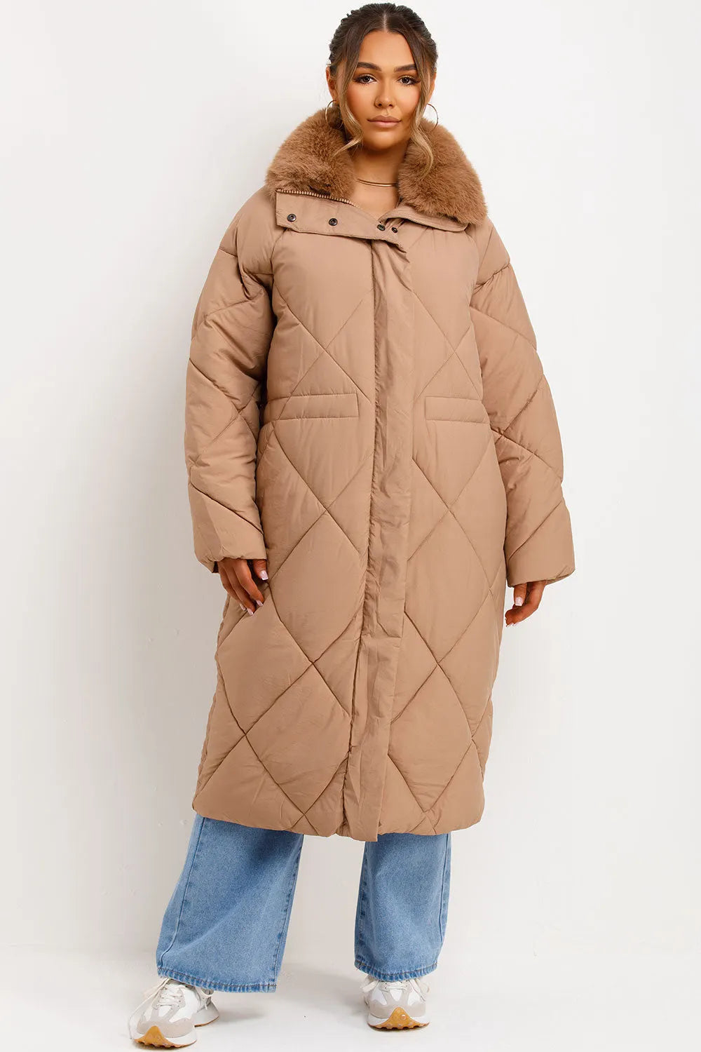 Long Puffer Quilted Coat With Fur Collar Camel