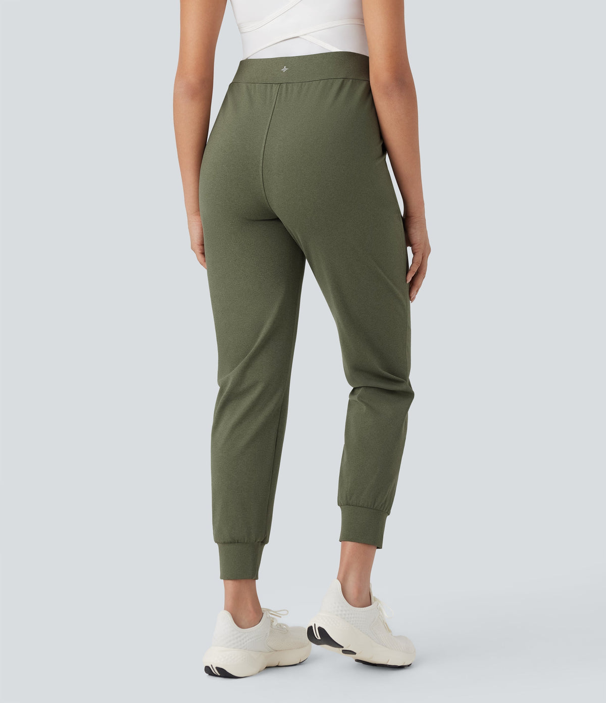 Mid Rise Quick Dry Yoga Maternity Joggers with Pockets