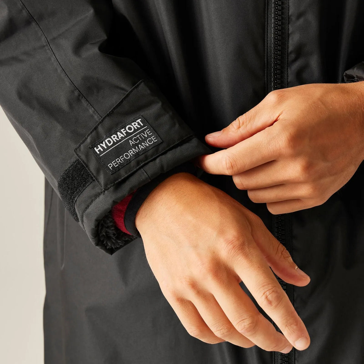 Regatta 2025 New Outdoor Active Adults Waterproof Changing Robe