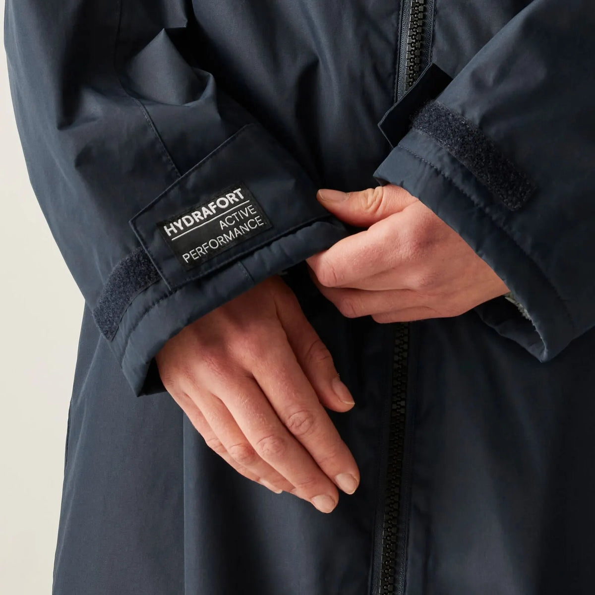 Regatta 2025 New Outdoor Active Adults Waterproof Changing Robe