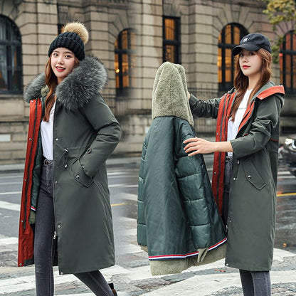 Women's winter parka with hood and fur collar