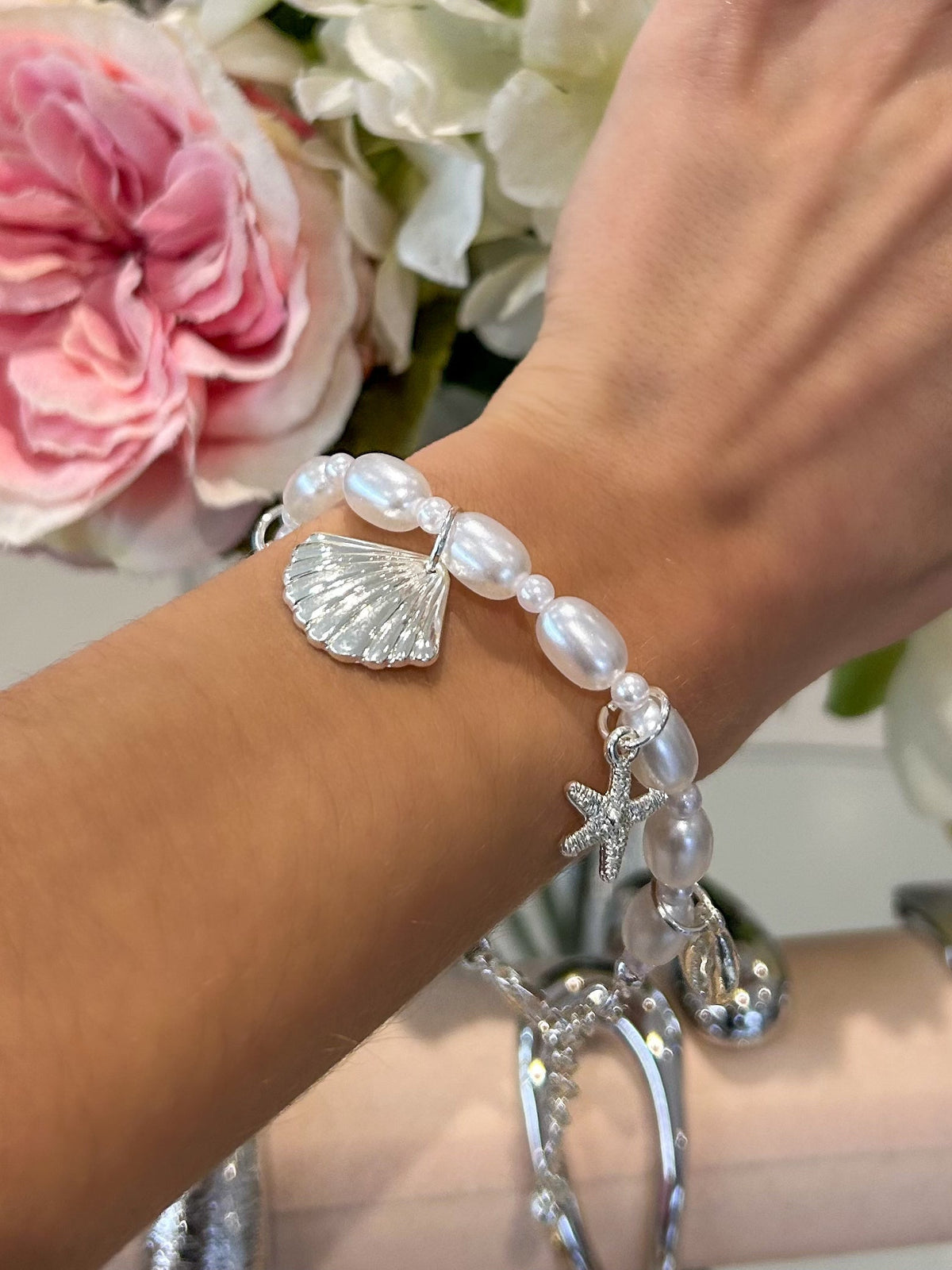 Pearl Seashell Starfish Charm Bracelet (2 Colours