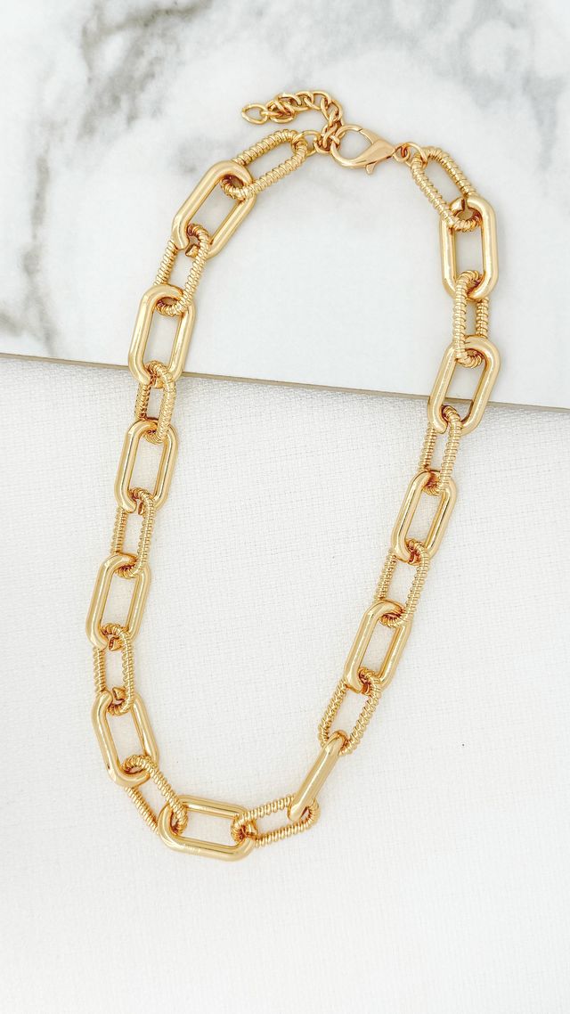 Ribbed Detail Oval Chain Necklace (2 Colours)