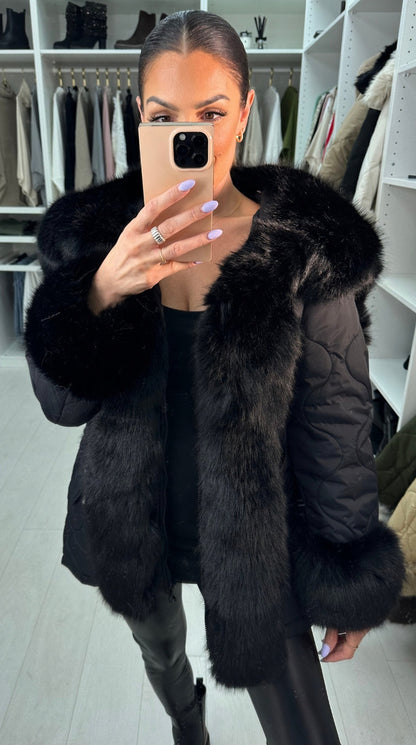Alanda Black Faux Fur Toggle Waist Jacket