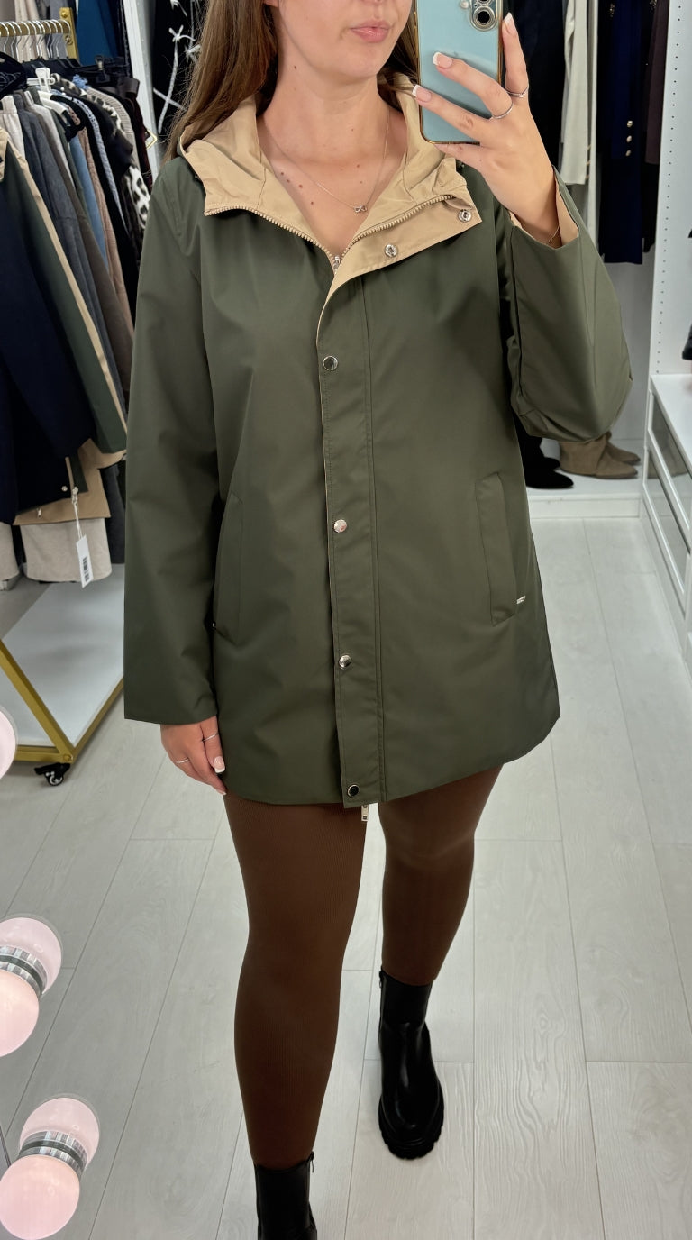 Vivia Plain Reversible Rain Coat