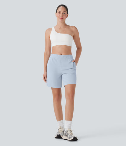 Mid Rise Side Pockets Curved Hem Yoga Bermuda Shorts