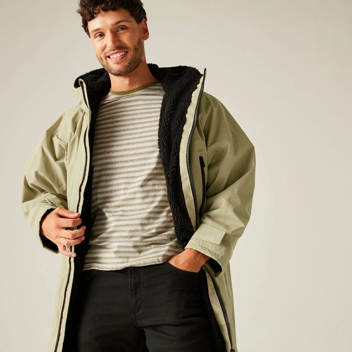Regatta 2025 New Outdoor Active Adults Waterproof Changing Robe