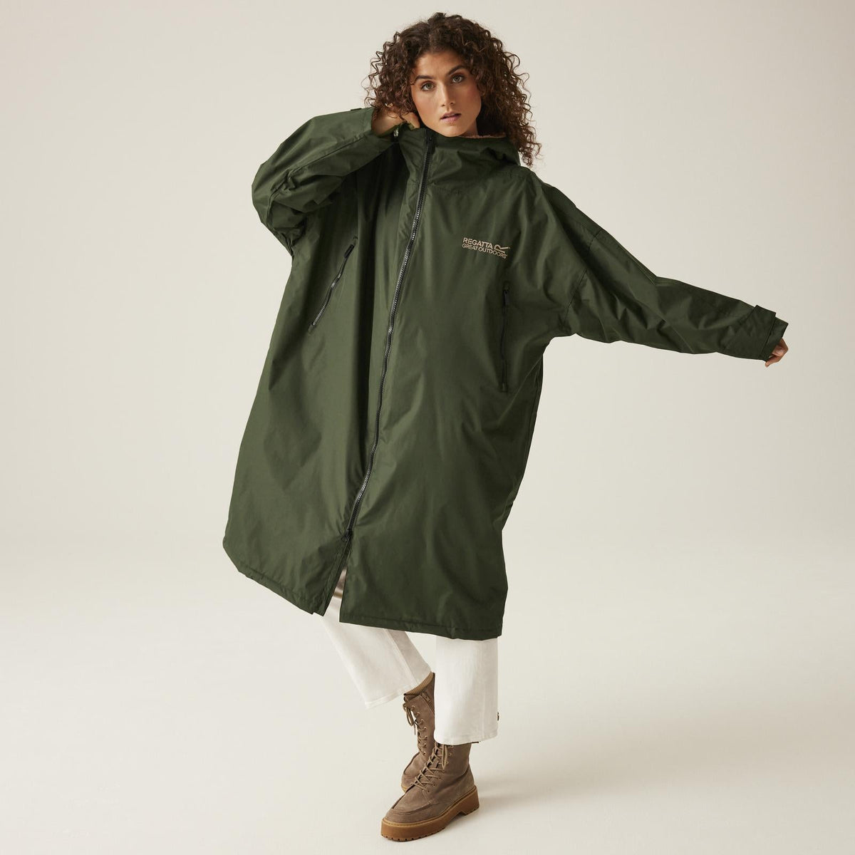 Regatta 2025 New Outdoor Active Adults Waterproof Changing Robe