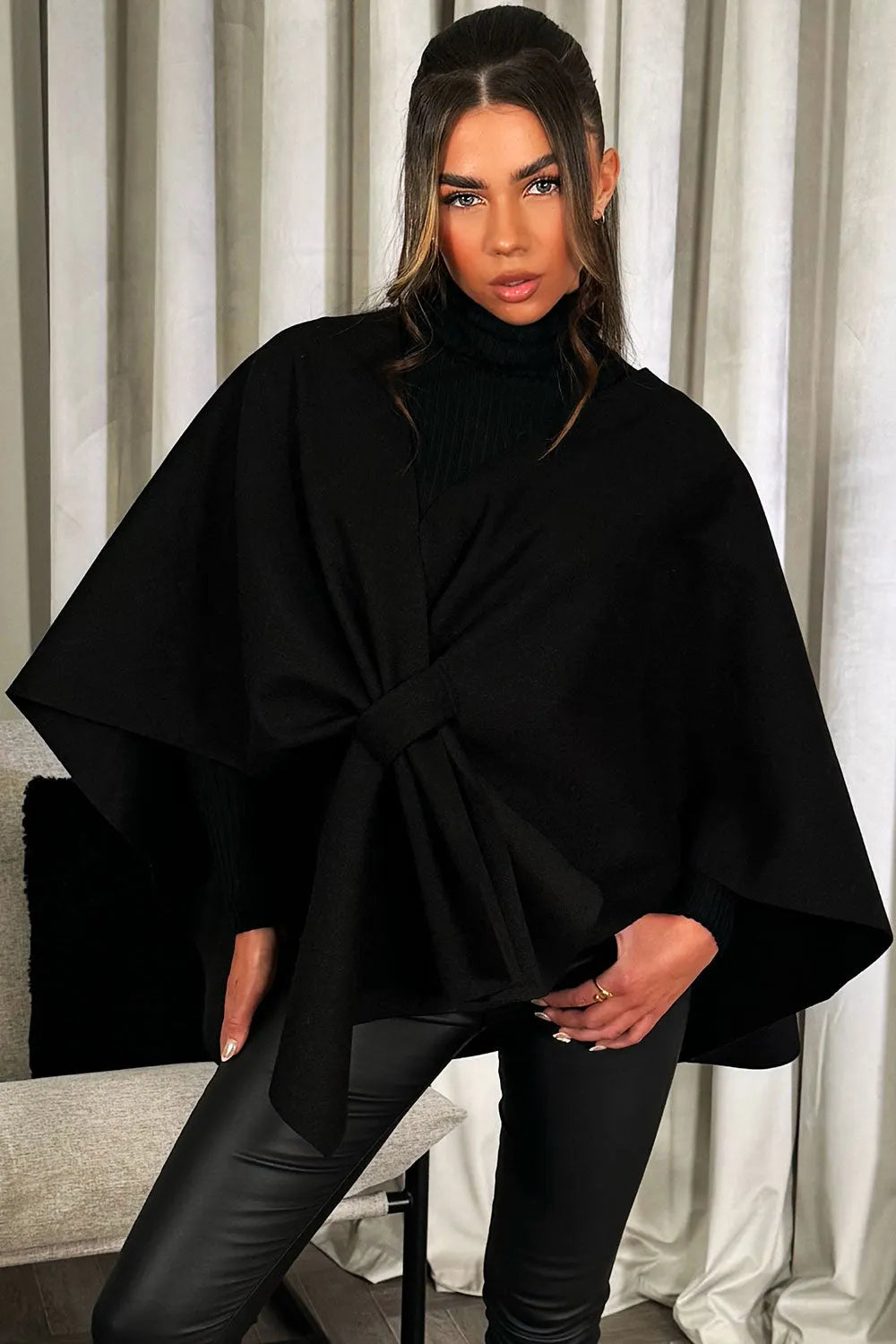 Wrap Over Bow Cape Black