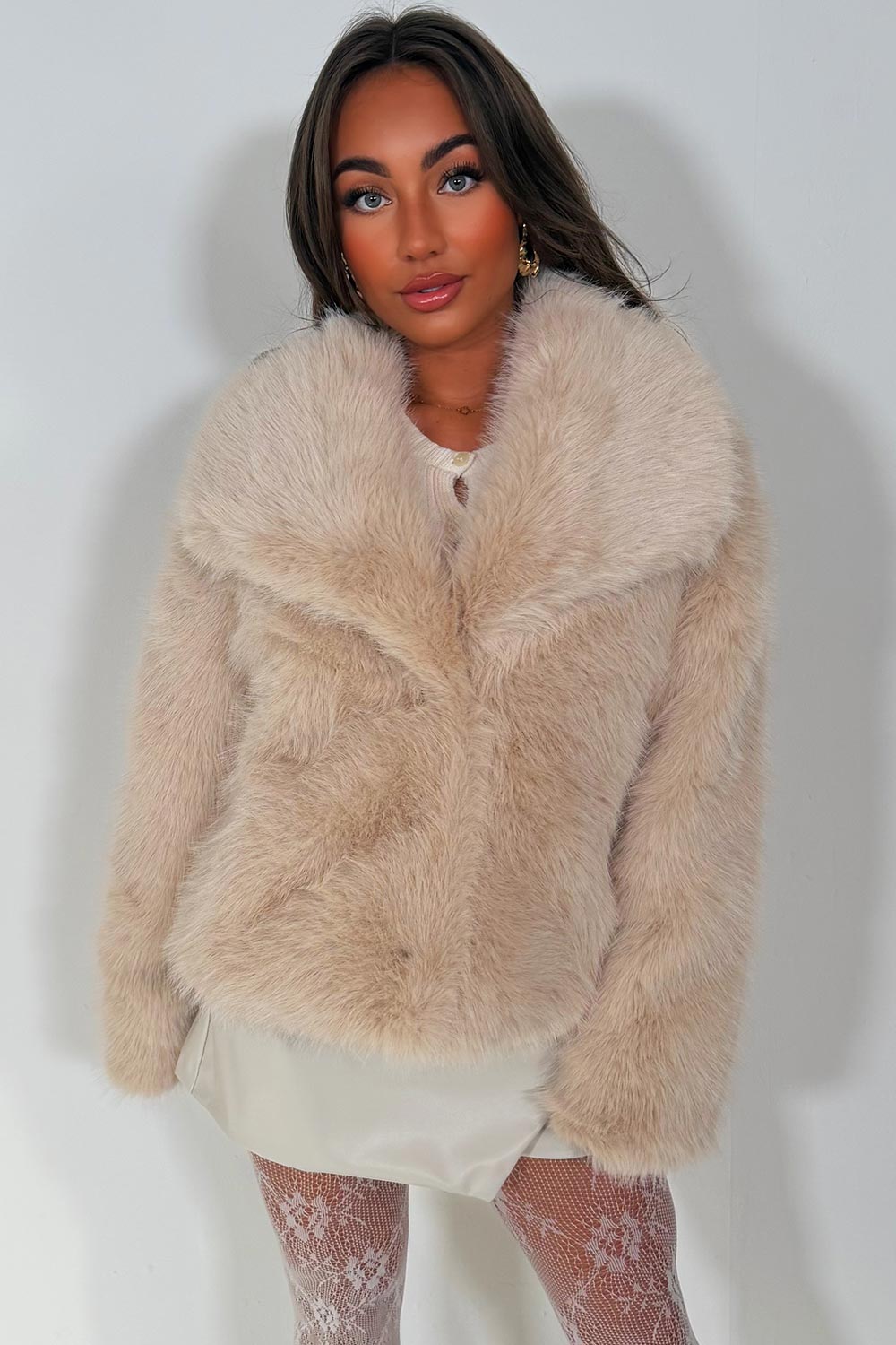 Faux Fur Jacket Collared Beige