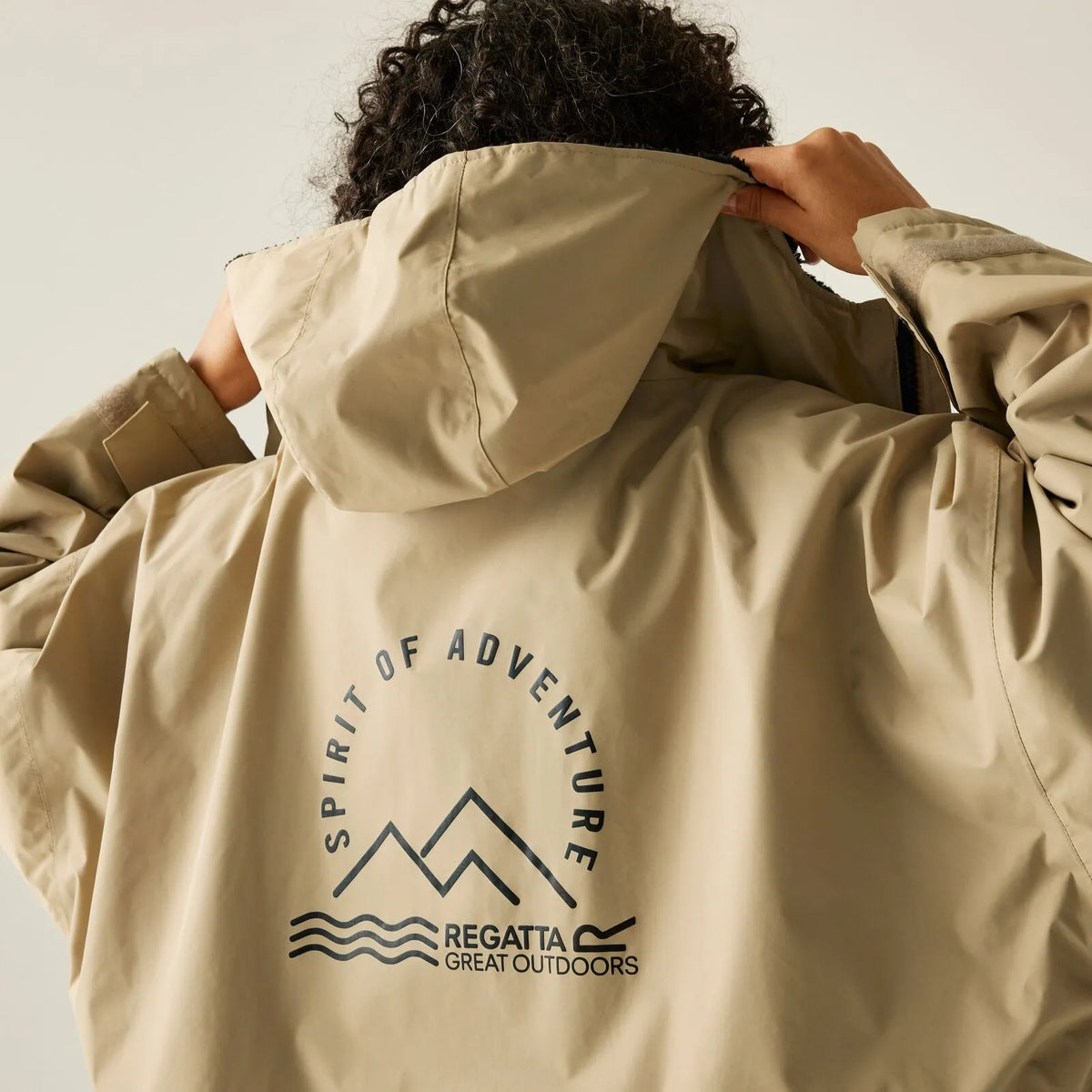 Regatta 2025 New Outdoor Active Adults Waterproof Changing Robe