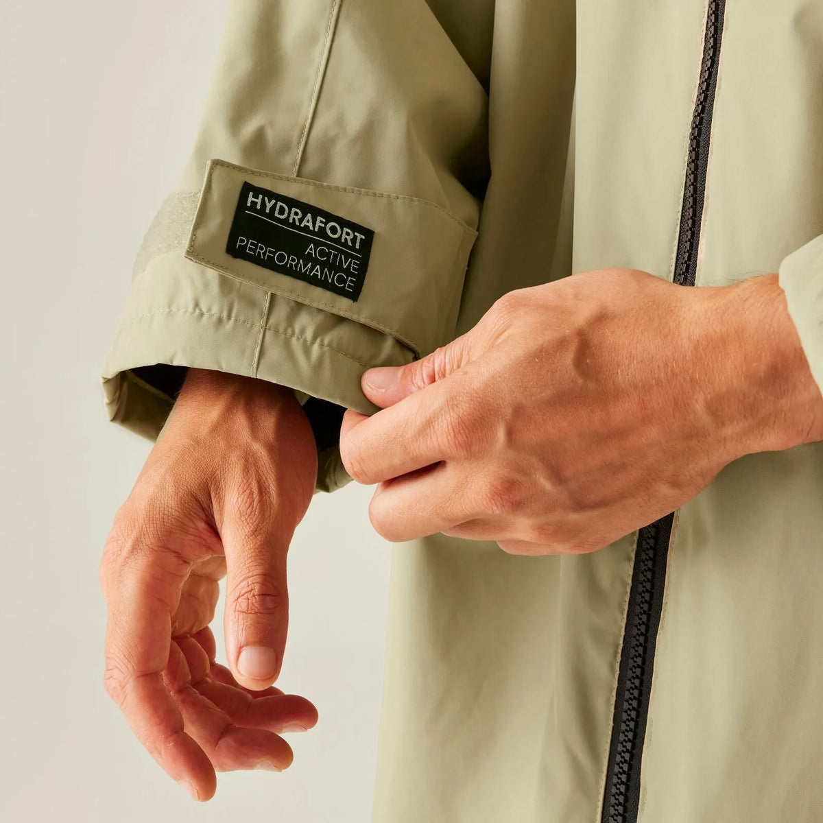 Regatta 2025 New Outdoor Active Adults Waterproof Changing Robe