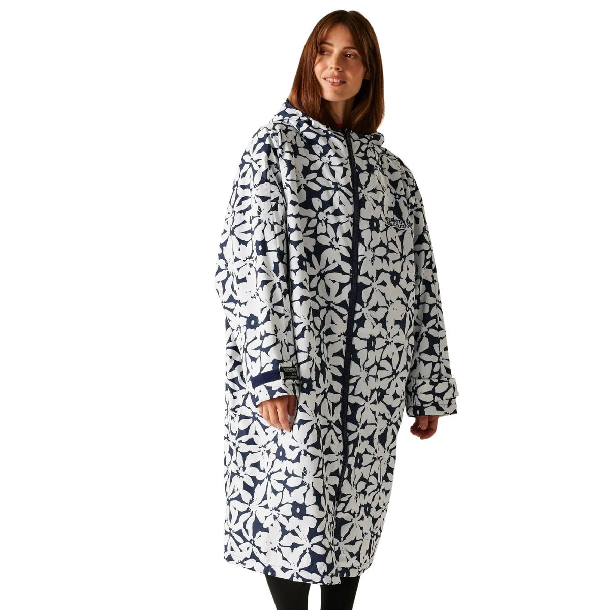 Regatta 2025 New Outdoor Active Adults Waterproof Changing Robe