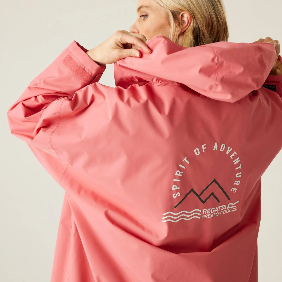 Regatta 2025 New Outdoor Active Adults Waterproof Changing Robe