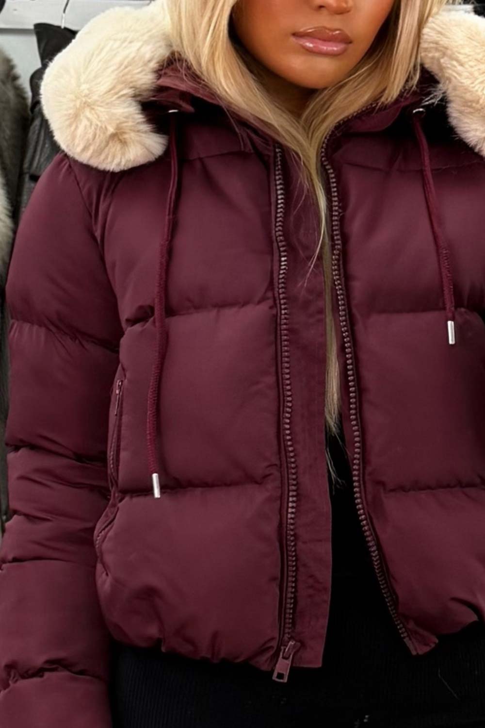 Puffer Jacket With Fur Hood Burgundy