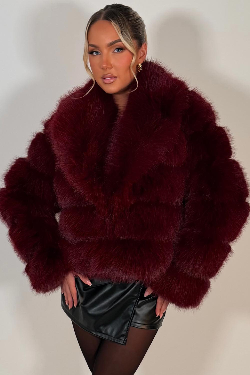 Faux Fur Coat With Collar Burgundy