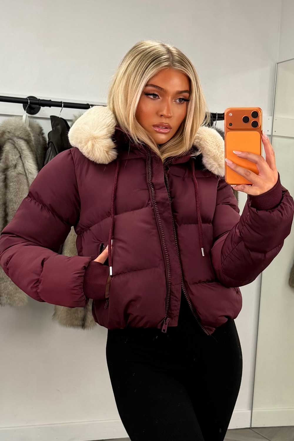 Puffer Jacket With Fur Hood Burgundy