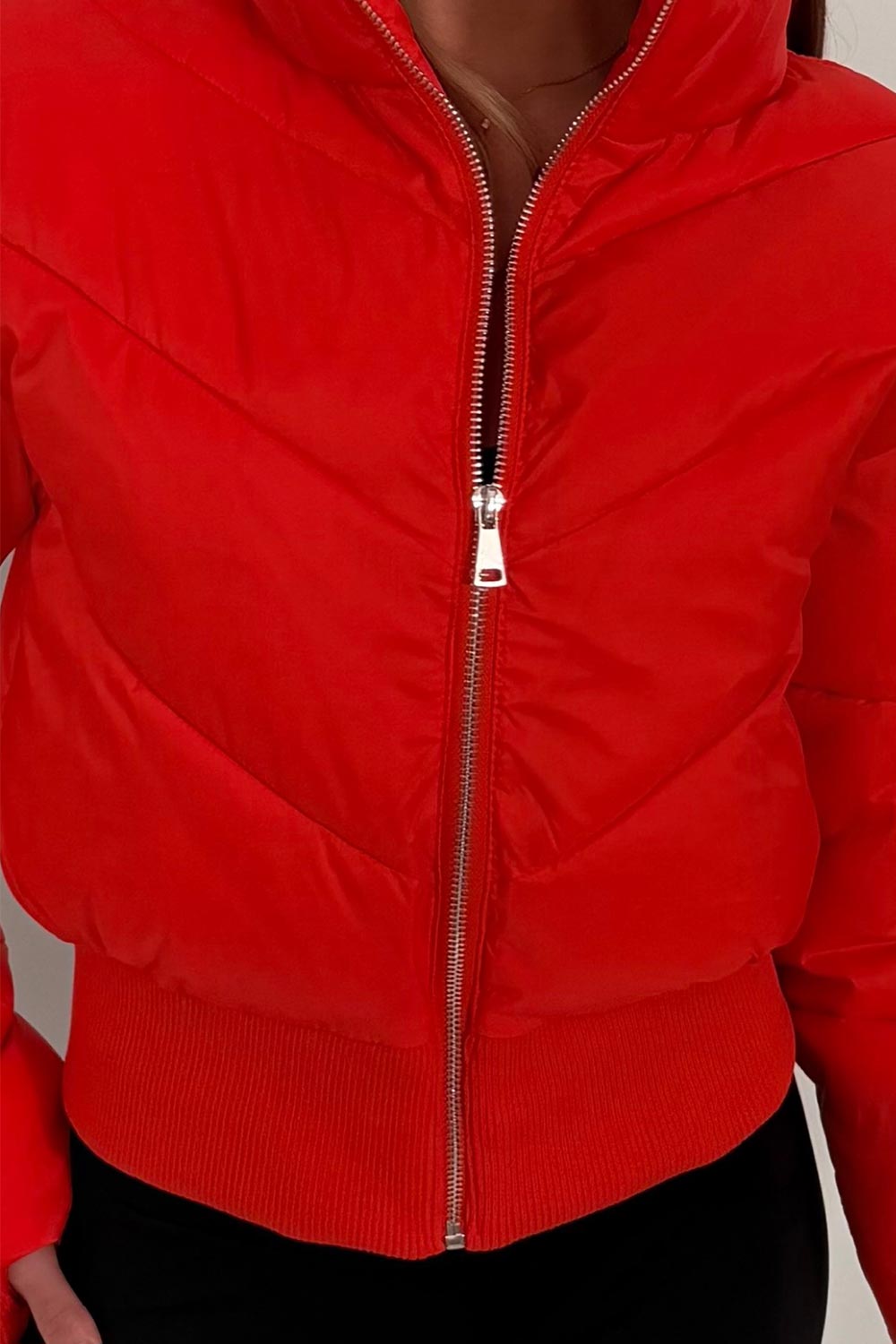 Cropped Puffer Jacket Red